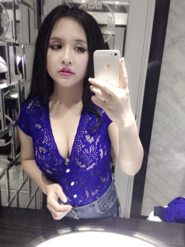 年轻漂亮的女邻居4